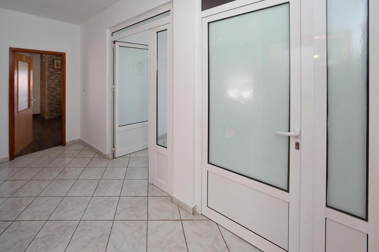 Apartments Adrian Бибинє Екстер'єр фото
