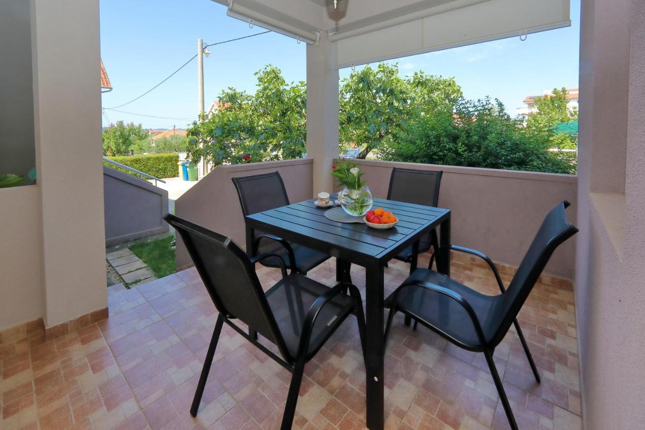 Apartments Adrian Бибинє Екстер'єр фото