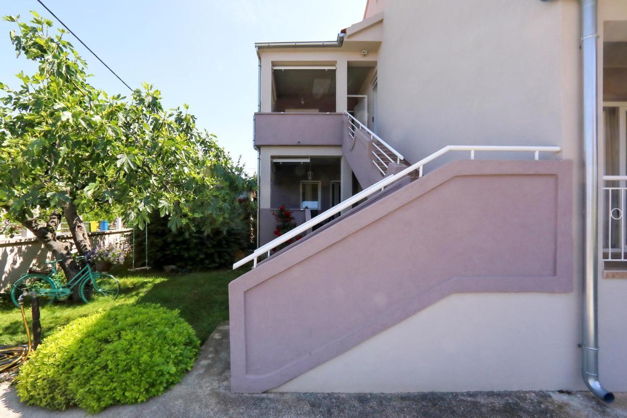 Apartments Adrian Бибинє Екстер'єр фото